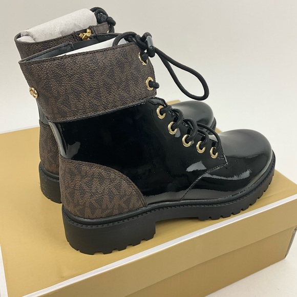 Michael Kors Alistair Lace-Up Lug Sole Combat Booties New In Box - Picture 8 of 10